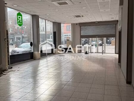 local commercial centre ville