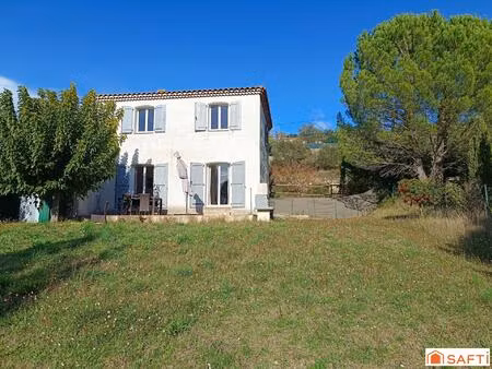 belle villa 4 pièces dans un environnement campagne