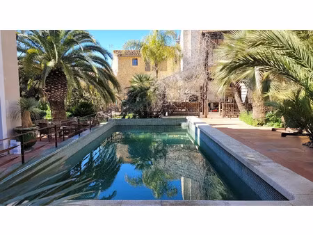 vente maison 9 pièces 259 m² à servian (34290)  699 000 €