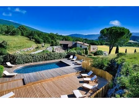 luxury 15 pièces farmhouse en location aubignosc  france