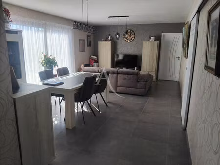 vente maison 4 pièces  93.75m²  homps