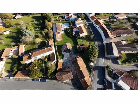 vente maison 14 pièces 315 m² saint-michel-en-l’herm (85580)
