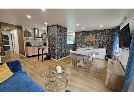 appartement eu 69 m² t-3 à vendre  139 500 €