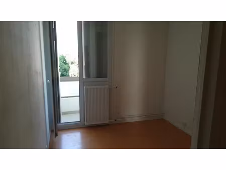 location appartement 1 pièce 17 m² à gradignan (33170)  545 €