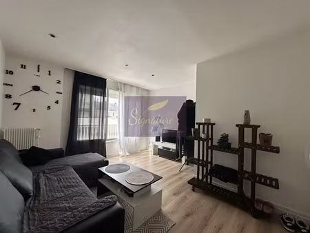 location meublée appartement 2 pièces 44.27 m² à le mans (72000)  650 €