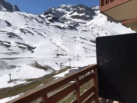 a la mongie studio face aux pistes dans résidence tourmalet avec balcon
