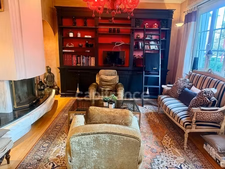 rare sur le secteur schiltigheim (67) - belle maison de 6 pièces 180 m² – accès direct str