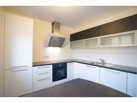 location appartement 3 pièces 86.42 m² à thoiry (01710)  1 960 €