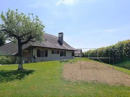 nina chaudat consultant megagence