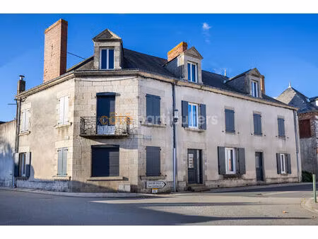 vieillevigne -- grande maison familiale 360m² -- 7 chambres -- 200m² dépendances aménageab
