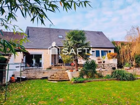 maison familiale 8 pièces et 5 chambres de 198 m2