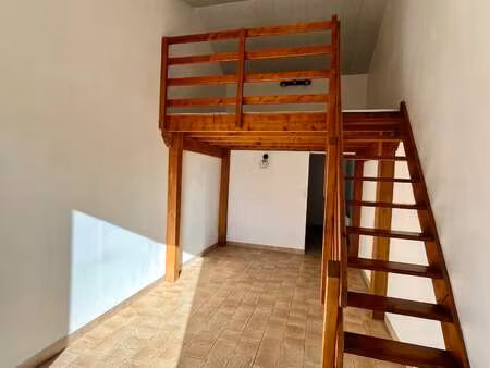 location maison à vallet (44330) : à louer / 40m² vallet