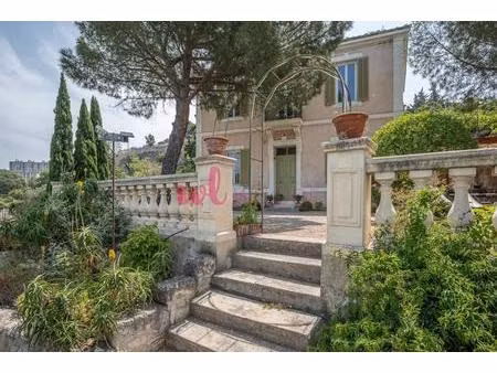 à vendre magnifique bastide avec dépendance