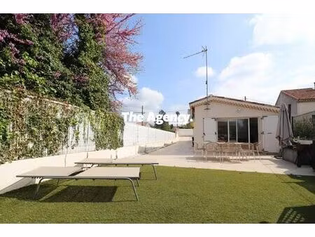 maison de luxe 3 chambres en vente à plan-de-cuques  provence-alpes-côte d'azur