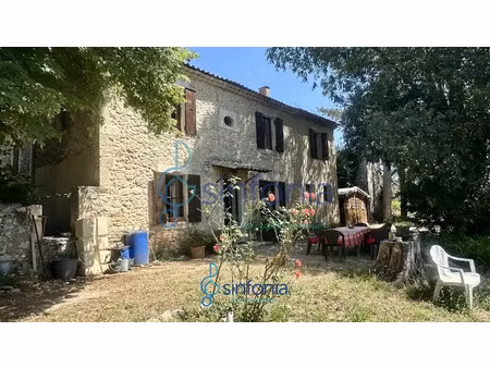vente maison 4 pièces 92.09 m² à goudargues (30630)  270 000 €