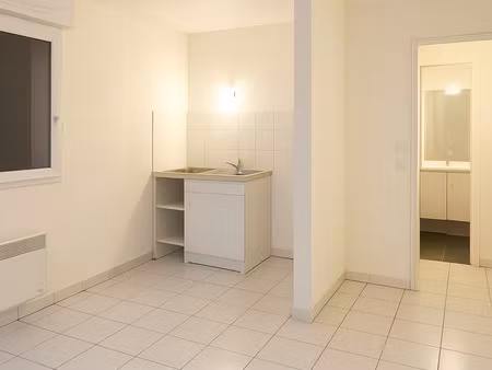 superbe studio avec jardin privatif – à 2 pas de paris et du métro !