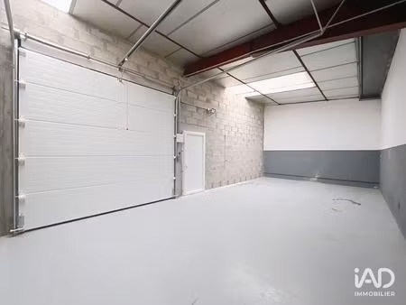 location local d'activités 43 m²