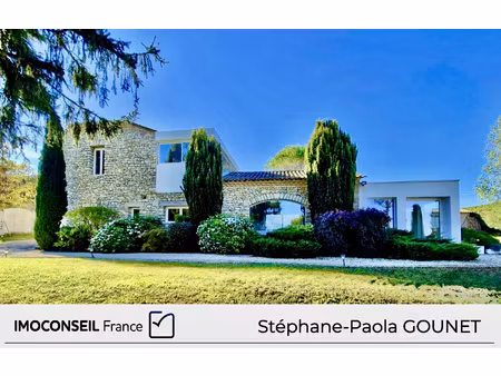 propriété d'exception à cales : double maison  double archit