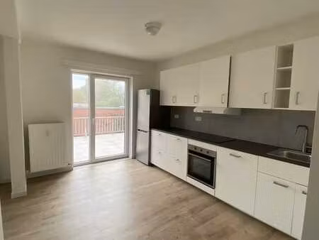 rez-de-chaussée privé et professionnel