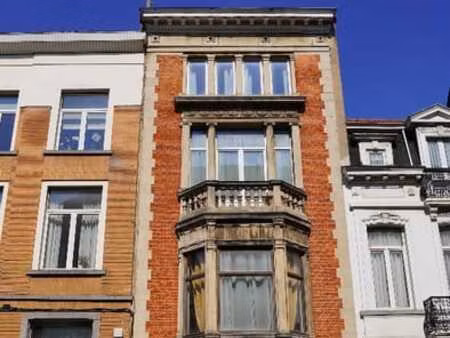 maison de maître  8 ch  habitable de suite  grand jardin en