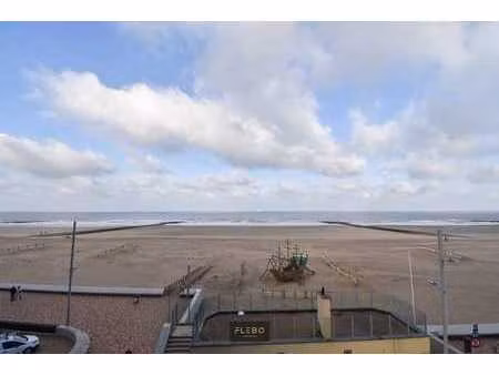 uniek appartement met adembenemend zeezicht in residentie...