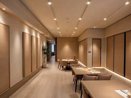 commerce avec habitation  jardin et garage au cœur de renaix