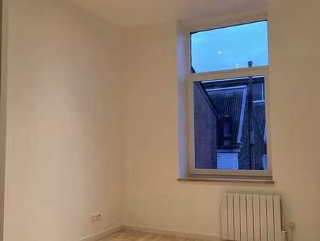 studio parfaitement situé  lumineux et proche des commodités