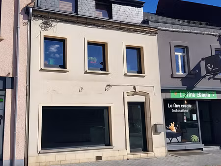 surface commerciale à louer à place albert premier 7 florenville (vwd15781)