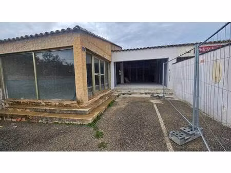 local commercial à vendre