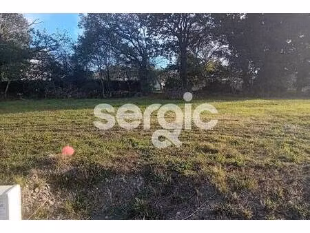 terrain constructible viabilisé à vendre