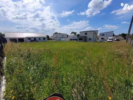 terrain constructible viabilisé à vendre
