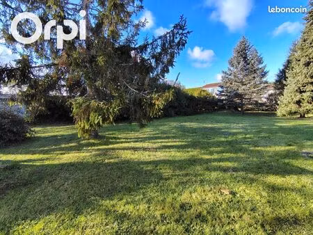 terrain 390 m² arvert