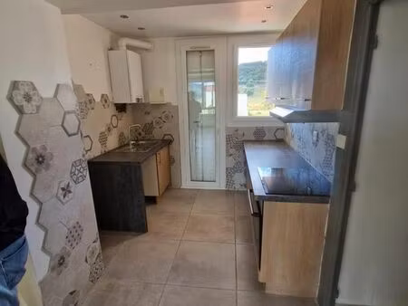 immeuble 500 m² chateau-arnoux-saint-auban