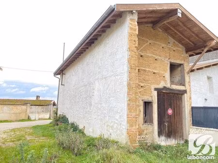 grange 2 pièces 72 m²