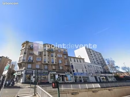 commerce informatique/multimédia 96 m²