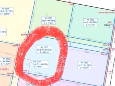 terrain constructible 727 m2