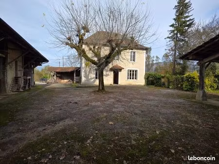 maison 7 pièces 200 m²