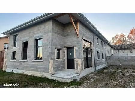 maison plateau de 198m² - hors d’eau hors d’air