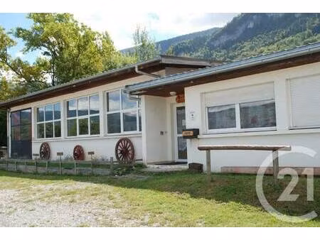 local commercial à vendre