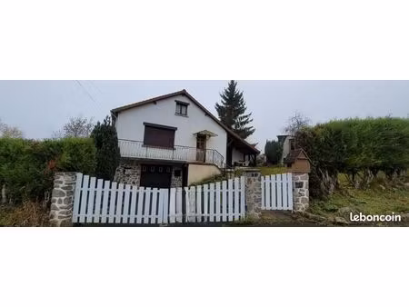 propriété 4 pièces 82 m²