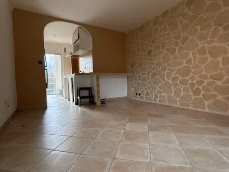 studio avec balcon à vendre