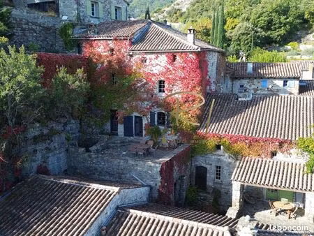 propriété 10 pièces 250 m²