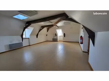 bureaux 50 m² onet le chateau