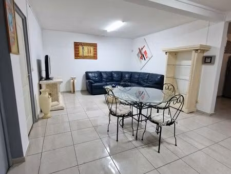 grand f4 meublée avec une magnifique vue