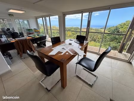 immeuble 250 m² sainte-marie