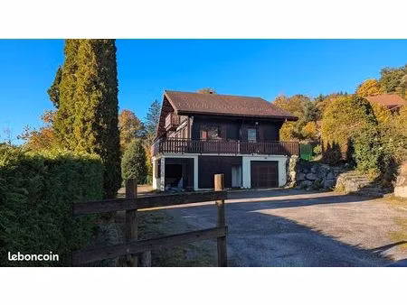 chalet à vendre – gérardmer – vue lac  150 m² habitables  terrain 1 200 m²