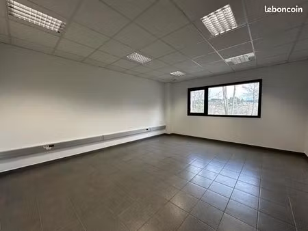 local commercial 36 m²