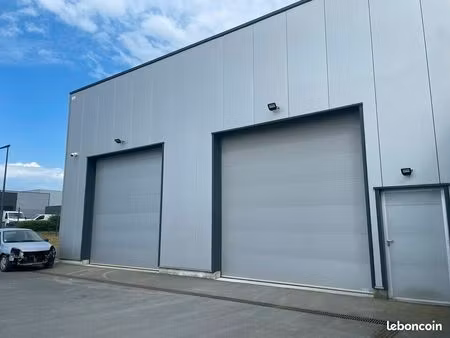 local d'activité 380 m²