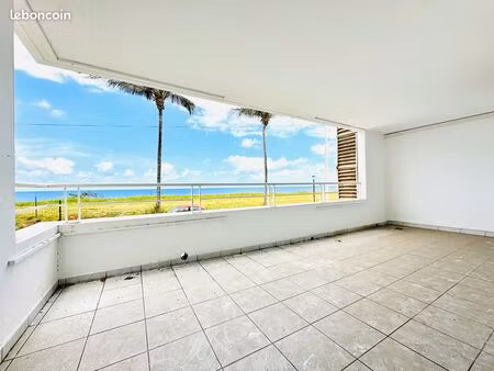 appartement t4/t5 vue mer - front de mer sainte suzanne