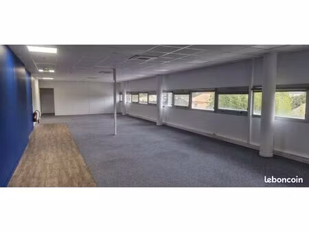 bureaux 210 m²
